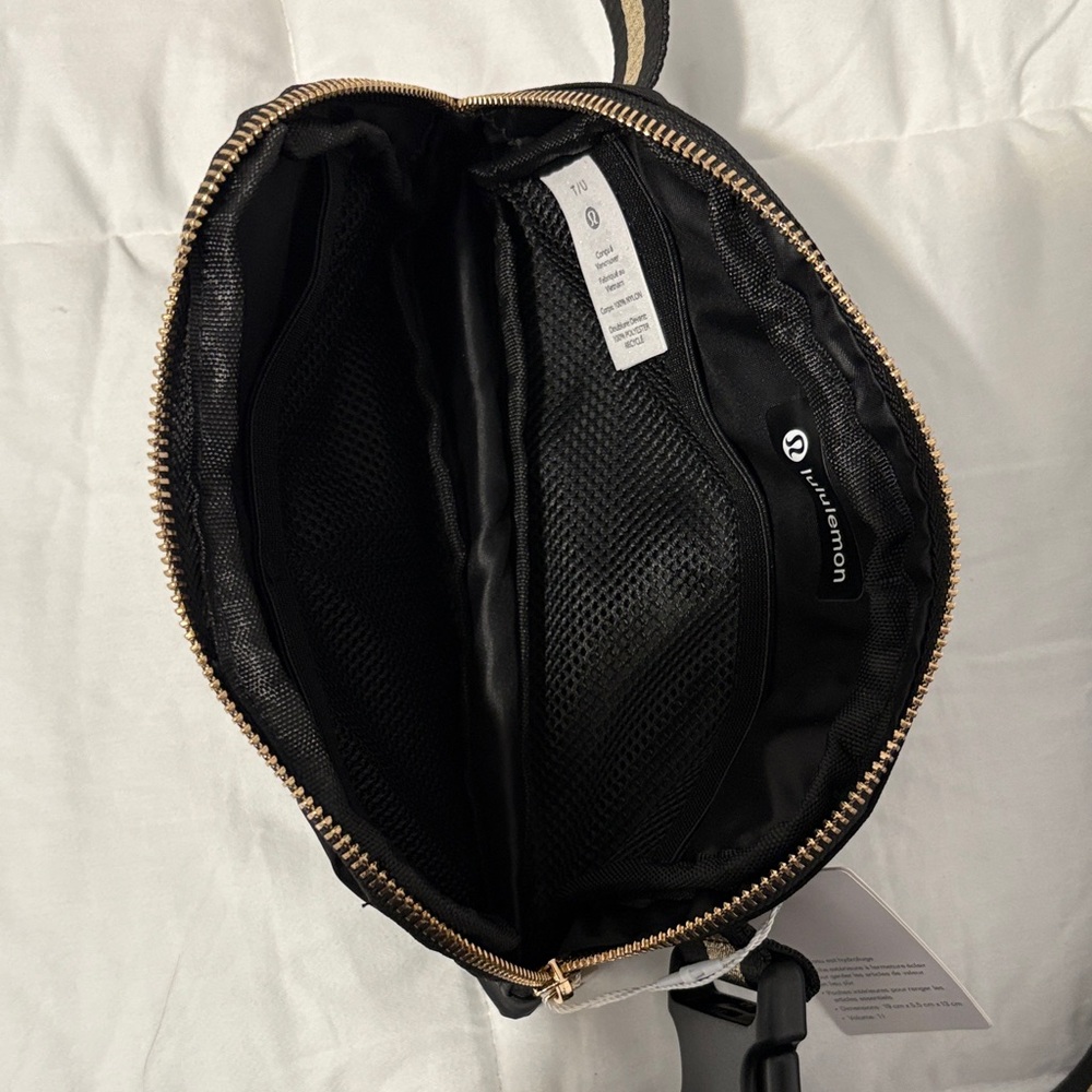 lululemon athletica Black Crossbody Belt Bag with Gold Accents - Picture 3 of 3